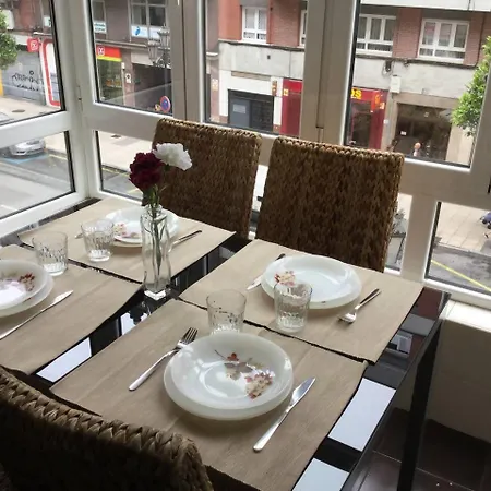 Conide Centrico - Apartamento De 3 Dormitorios Oviedo